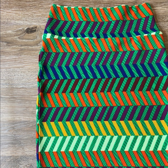 LuLaRoe Dresses & Skirts - LuLaRoe Cassie skirt